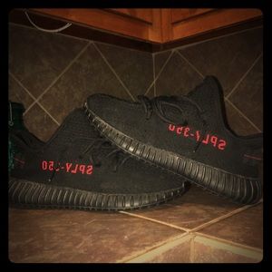 YEEZY 350 bred